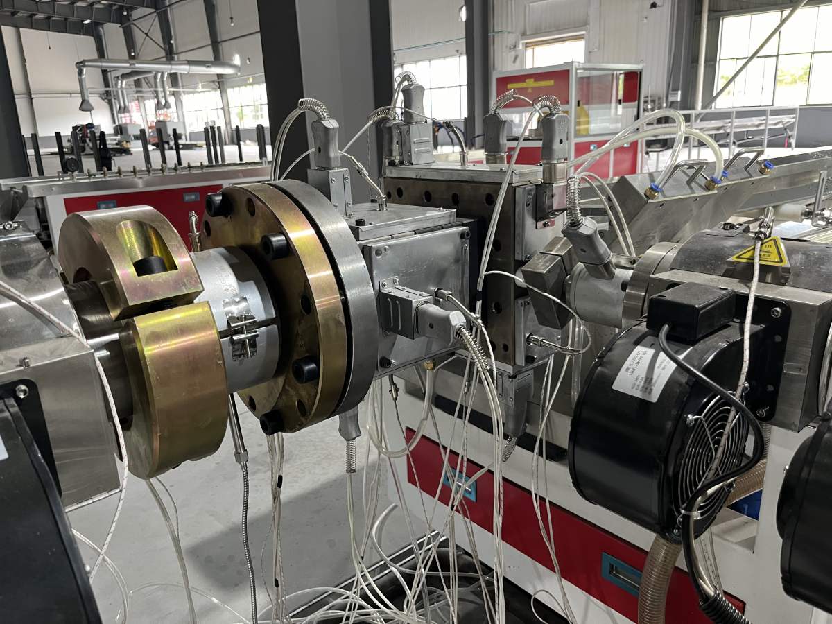 PVC Window and Door Frame Production Line