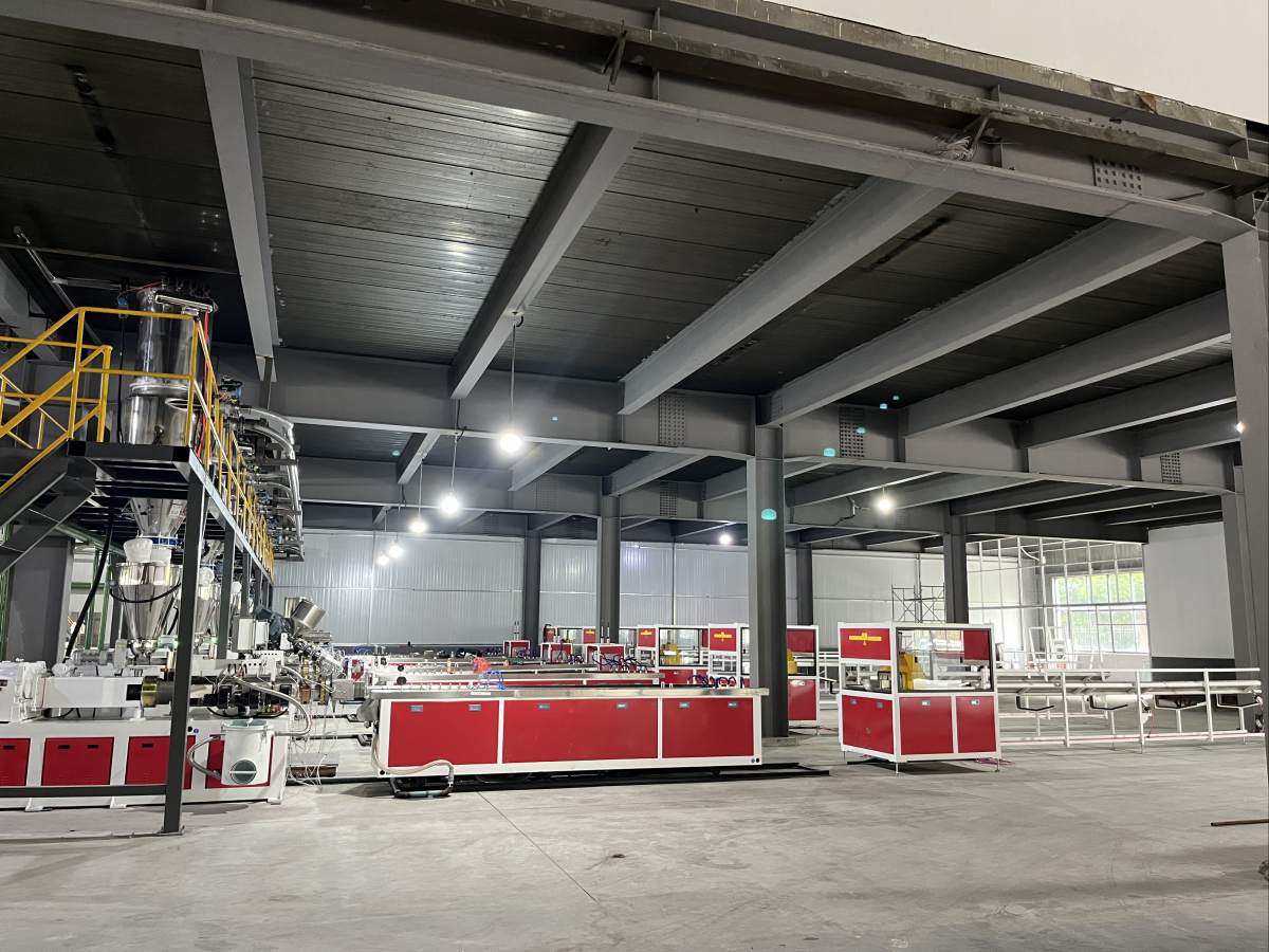 Customized WPC Equipment for Landscape Projects: 3 Key Parameters That Determine Success